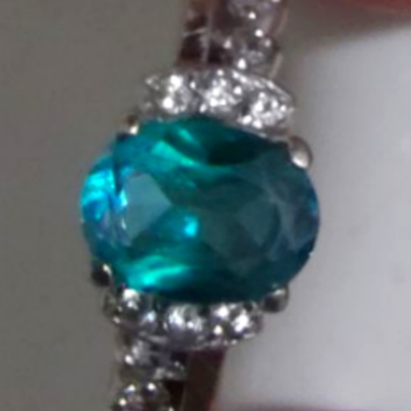 Ring - Picture 4 of 4